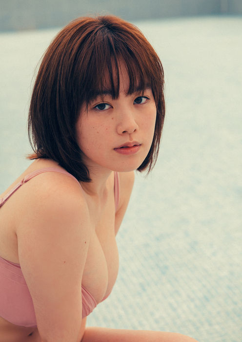 筧美和子(24)のセクシー白雪ボディがけしからん水着グラビアｗｗ【エロ画像】