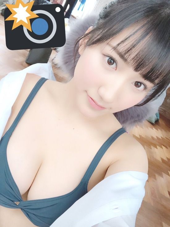 NMB48西澤瑠莉奈(19)の巨乳がけしからん自画撮りｗｗ【エロ画像】