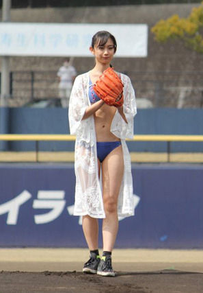 相沢菜々子(21)JSA水着キャンペーンガールの始球式が抜けるｗｗ【エロ画像】