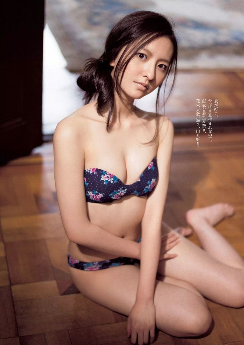 HKT48森保まどか(16)が最新水着で最高の女体を露わに！美人で美脚ってもう精子尽き果てちゃうよ【エロ画像】